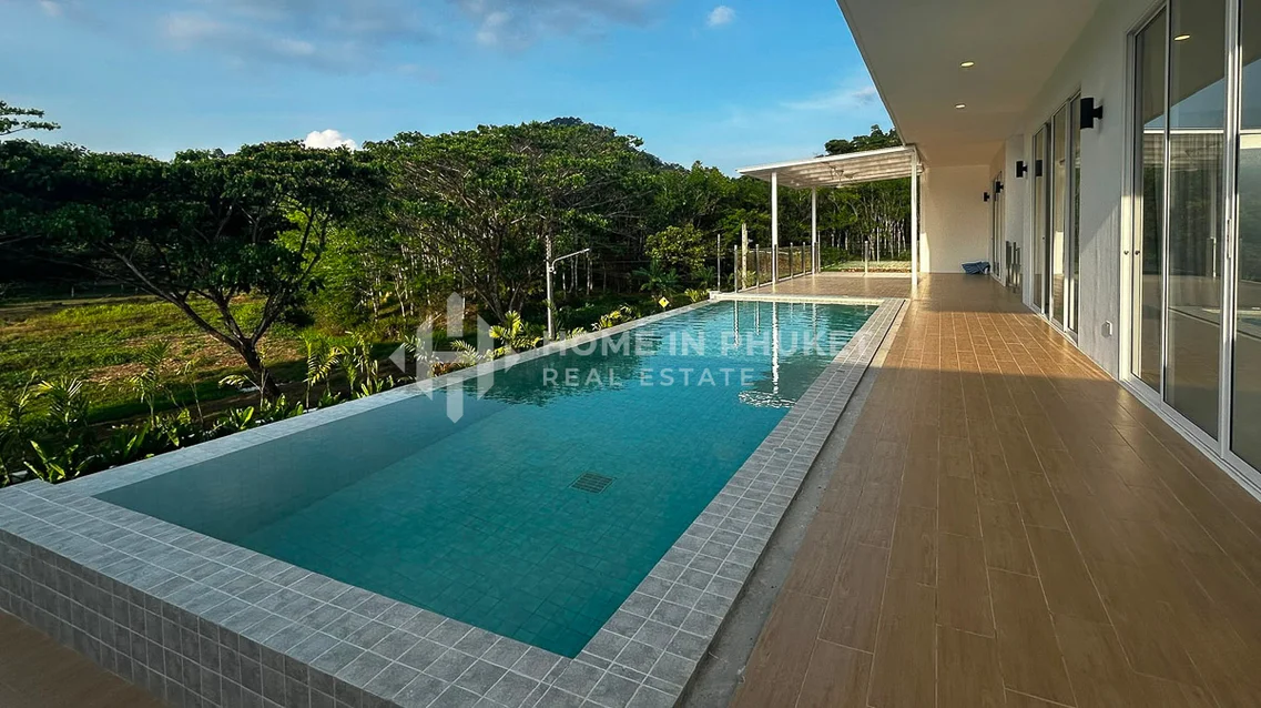Home In Phuket