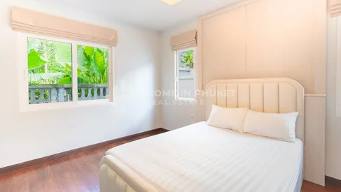 Villa moderne de 3 chambres à Rawai