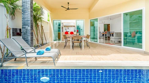 Villas jumelées avec piscine à Rawai