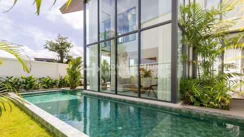 Villas tropicales modernes près de la plage de Bang Tao