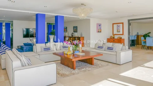 Villa avec vue panoramique sur mer à Kamala