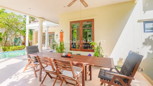 Villa moderne de style thaïlandais à proximité de la plage