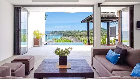 Sea View 3-Bed Residence in Surin