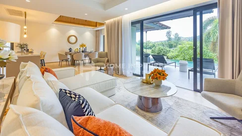 Villa de style thaïlandais à 4 chambres à proximité de la plage de Layan