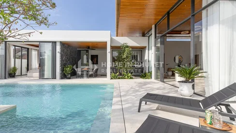 Villas tropicales contemporaines avec piscine