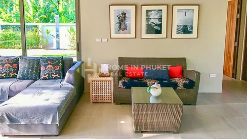 地处Mai Khao的4居室现代泳池别墅