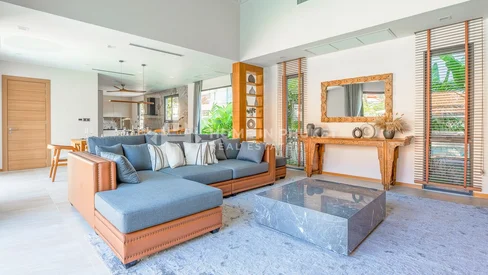 Luxueuse villa avec piscine dans un domaine exclusif à Bang Tao