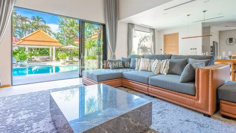 Luxueuse villa avec piscine dans un domaine exclusif à Bang Tao