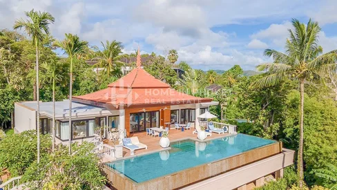 Villa luxueuse avec vue sur la mer à Layan