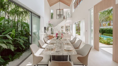 Villa contemporaine tranquille de 4 chambres