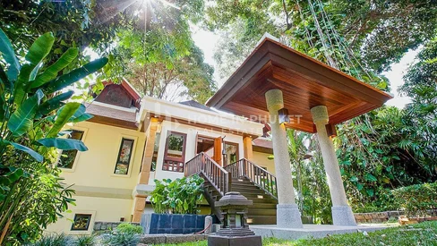 Tranquil Thai-Balinese Style Villa in Gated Community
