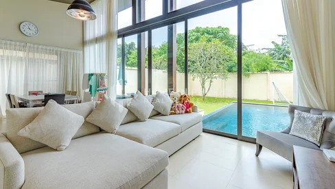 Semi-Detached 2-Bed Pool Villa in Si Sunthon