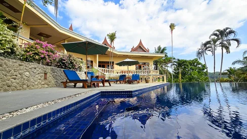 Villa de 4 chambres avec vue imprenable sur les collines à Layan
