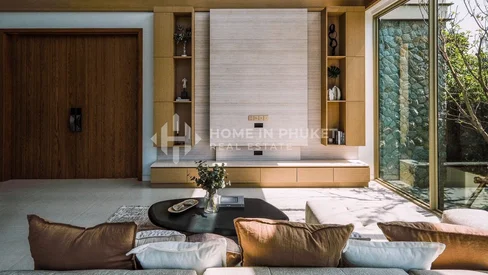 Villas contemporaines élégantes avec piscine