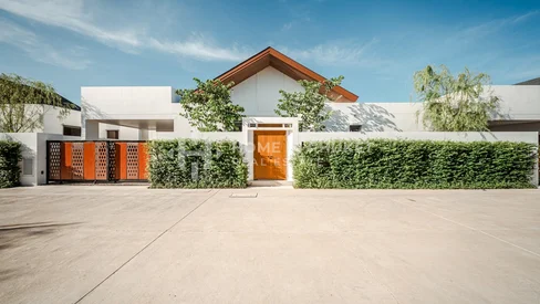 Elegant 3-Bedroom Single-Storey Villa