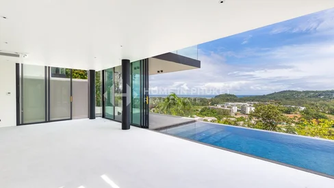 可观赏海洋和山脉景观的豪华三居室别墅