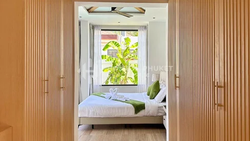 Villa moderne de 4 chambres avec piscine à Rawai