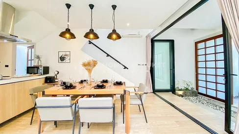 Villa moderne de 3 chambres avec piscine à Si Sunthon