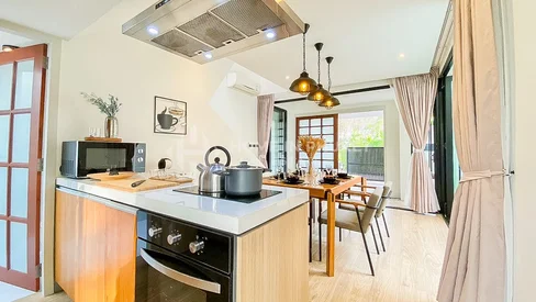 Villa moderne de 3 chambres avec piscine à Si Sunthon