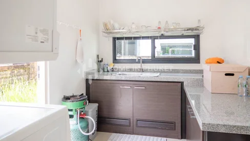 Maison de 3 chambres dans une communauté sécurisée