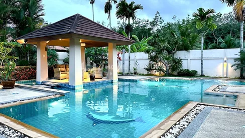 Charmante villa de style thaïlandais, avec 3 chambres à coucher