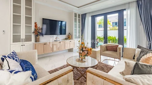 位于Koh Kaew的4居室泳池住宅