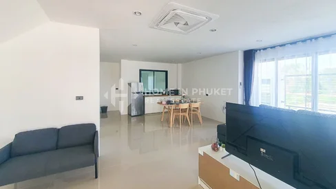 4-комнатный таунхаус рядом с аэропортом