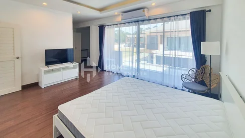 4-комнатный таунхаус рядом с аэропортом