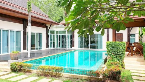 Villa de style asiatique avec piscine près de l'école internationale