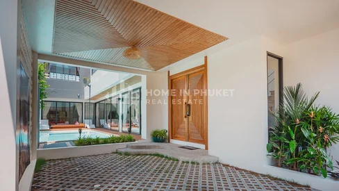 Villa individuelle de 4 chambres avec piscine à Rawai