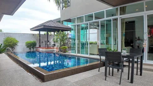 Élégante villa de 4 chambres de style loft à Rawai