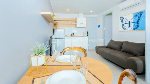 Condo moderne d'une chambre à Chalong