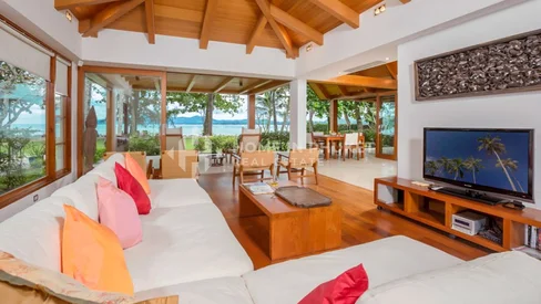 Villa exclusive en bord de mer à la plage de Bangtao