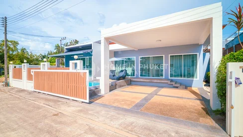 Cozy 3-Bedroom Pool Villa à Thep Krasatti