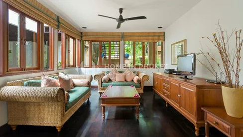 Luxueuse villa de 5 chambres avec vue sur l'océan