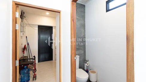 Современная вилла с 3 спальнями и бассейном в Теп Красатти