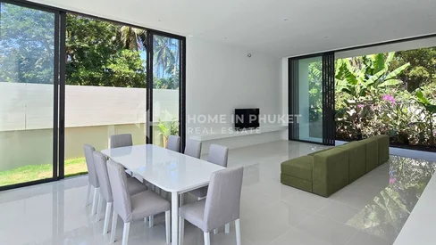 位于Natai海滩附近的5居室私家泳池别墅