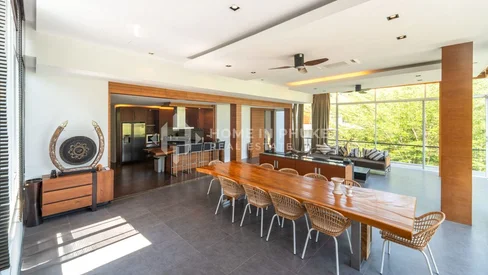 3-Bedroom Penthouse with Private Rooftop