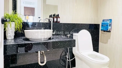 Villa moderne de 4 chambres à coucher à Passorn Kathu