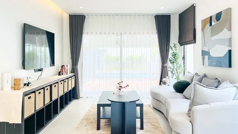 Villa moderne de 4 chambres à coucher à Passorn Kathu