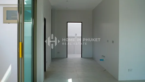 Villas de 3 chambres avec piscine à Thep Krasatti