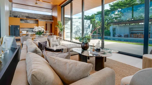 Villa moderne de 4 chambres avec piscine