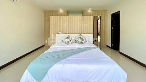 Cozy 3-Bed Villa in Rawai