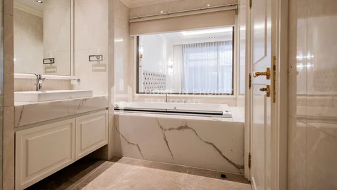 Villa contemporaine avec piscine et 3 chambres