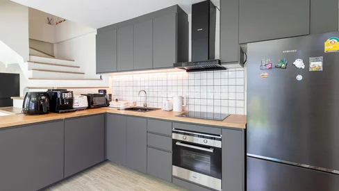 Современный таунхаус с 2 спальнями