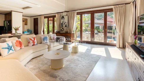 Villa élégante avec piscine et 4 chambres