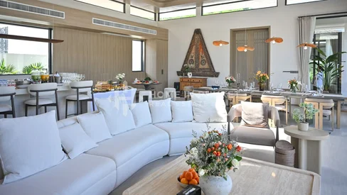 Villa de Luxe avec Piscine et 4 Chambres à Kata