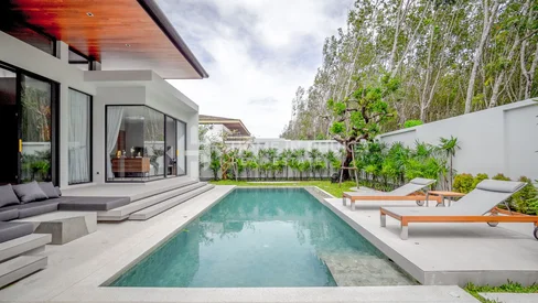 Villas modernes et luxueuses avec piscine à Cherng Talay