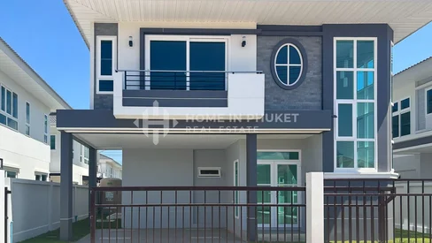 Maison de 4 chambres dans une communauté sécurisée