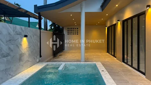 Maison jumelée avec piscine et 3 chambres à Chalong